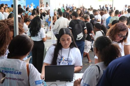 Feirão na Estação da Lapa oferece mais de 500 vagas de emprego e qualificação gratuita