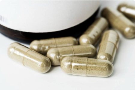 Anvisa proíbe produtos vendidos como alternativas às canetas emagrecedoras e chá irregular