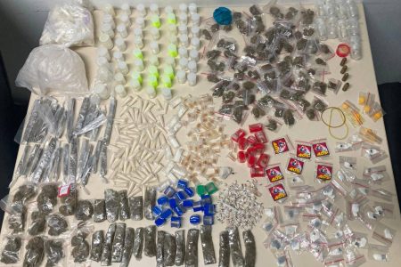Cinco suspeitos são presos após manterem moradores reféns durante fuga na Engomadeira