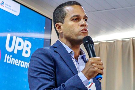 Após ser detido, Thiancle Araújo acusa policiais de agressão e abuso de autoridade