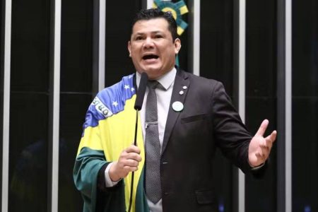 STF torna réu deputado Gilvan da Federal por injúria contra Lula