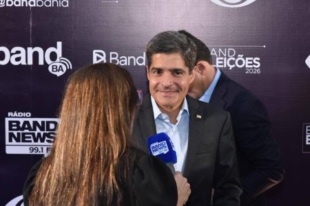 No primeiro debate ao Governo da Bahia, ACM Neto defende confronto de propostas e cita saúde e segurança como prioridades