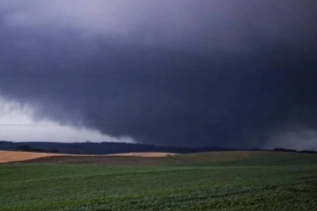 Fenômeno El Niño deve se fortalecer ainda mais e permanecer ativo até fevereiro de 2027, aponta ONU