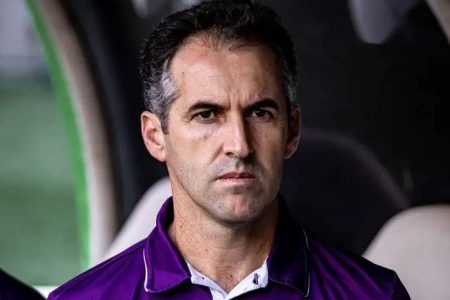 Após derrota para o Bahia, Remo demite Léo Condé