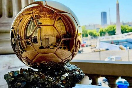 Vinicius Júnior, Marquinhos e Gabriel Magalhães estão entre indicados à Bola de Ouro 2026