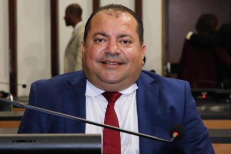 Cafu processa PSD após partido divulgar número errado e associá-lo a Jerônimo e Otto