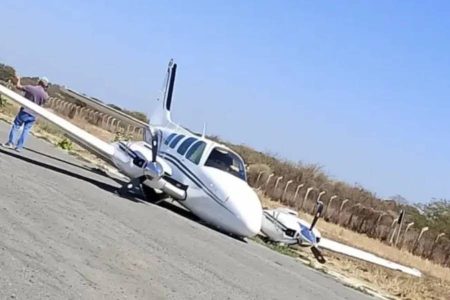 Avião de deputado baiano faz pouso de emergência em Irecê; ninguém fica ferido
