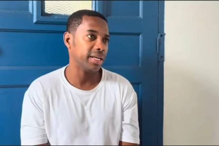 Justiça reduz em 72 dias pena de Robinho após atividades na prisão