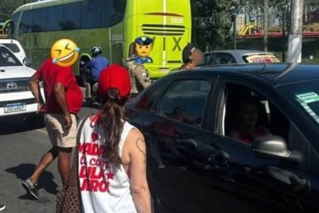 Mulher é presa ao protestar contra a fila da regulação em comício de Jerônimo