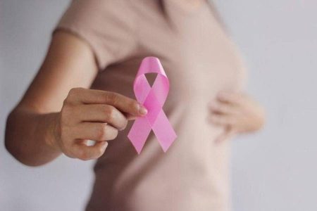 Anvisa aprova novo medicamento oral para tratamento do câncer de mama avançado