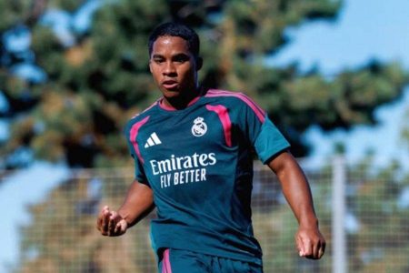 Endrick pode estar de saída do Real Madrid em janeiro