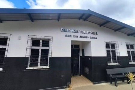 Homem é preso suspeito de tentar matar tio com golpe de madeira na Bahia