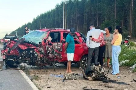 Acidente entre veículos deixa quatro mortos e feridos na BA-698, em Mucuri