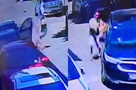 Morador é assaltado por dupla em carro no bairro de Brotas; câmera flagra ação