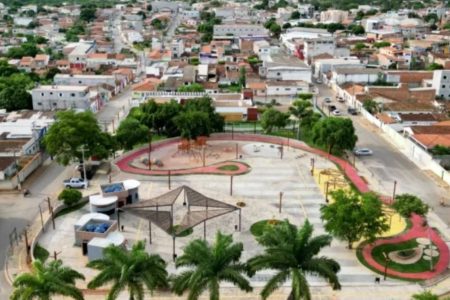 Justiça suspende tentativa de terceiro mandato de presidente da Câmara de Iraquara