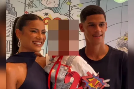 Justiça proíbe namorada do Luva de Pedreiro de usar filho de 2 anos em publis