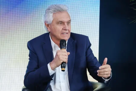 Caiado defende “bom senso” na reta final da campanha: “Não é momento de ódio”