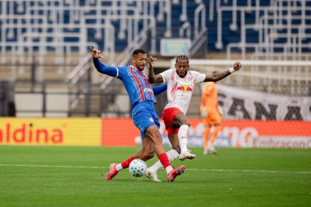Bahia vence Bragantino por 3 a 2 fora de casa e entra no G4 do Brasileirão