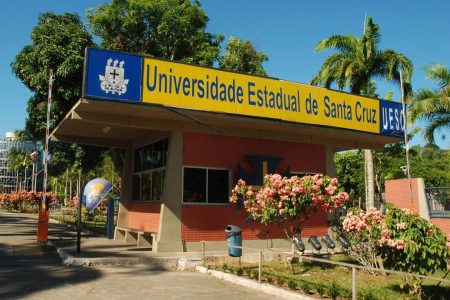 Professor da Uesc é alvo de sindicância após denúncias de assédio contra estudantes na Bahia