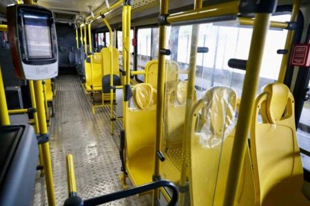 Ônibus de Salvador terão pagamento em dinheiro retirado de forma gradual