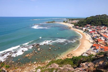 Homem é preso suspeito de matar mulher em Morro de São Paulo; vítima teria sido enterrada viva