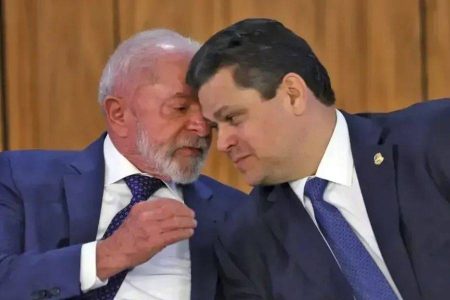Governo acelera PEC do fim da escala 6×1 enquanto oposição tenta adiar votação