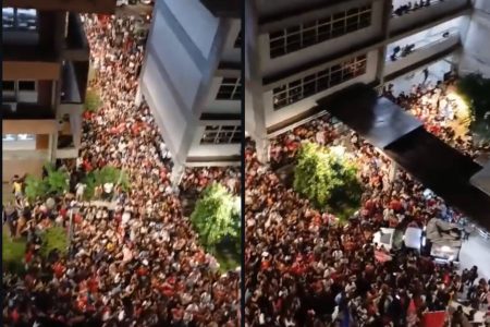 Estudantes protestam em Salvador após convocação de Lula em apoio ao segundo turno