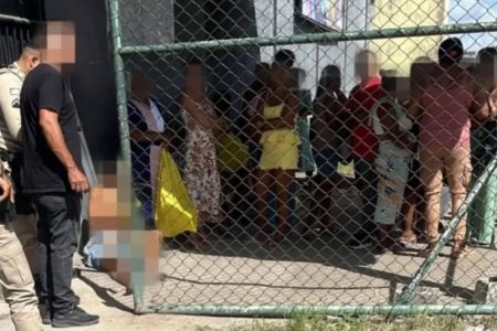 Detento é alvo de tiros logo após deixar conjunto penal em Feira de Santana