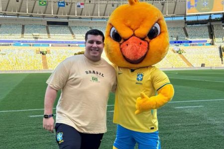 Youtuber de futebol Dedeco morre aos 33 anos; esposa está grávida do primeiro filho