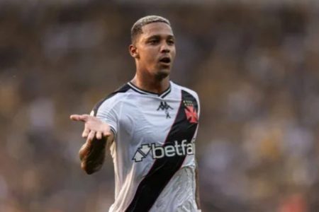 Ex-Vitória, atacante do Vasco vira réu por suspeita de financiar tráfico de drogas