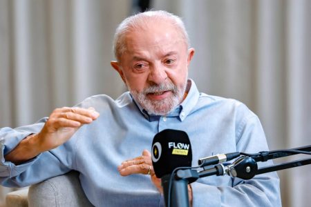 Lula quer proibir bancos de emitir mais de um cartão de crédito por pessoa