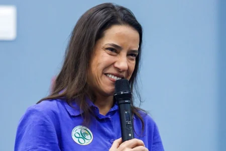 Raquel Lyra derrota João Campos e é reeleita governadora de Pernambuco