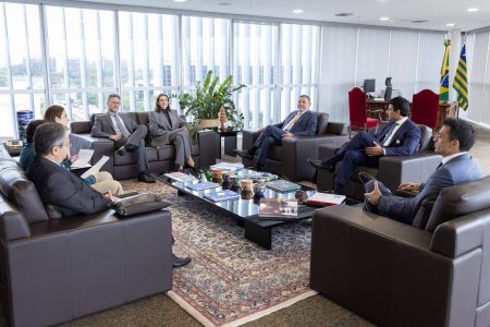 TSE ouve Meta sobre combate a fake news e uso de IA no 2º turno das eleições